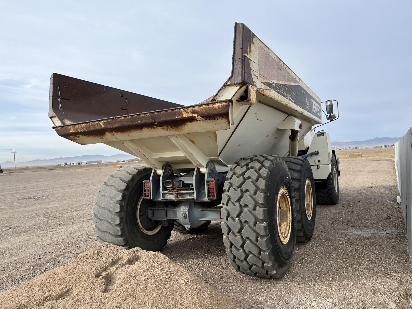 DOMPE ARTICULADO TEREX TA30